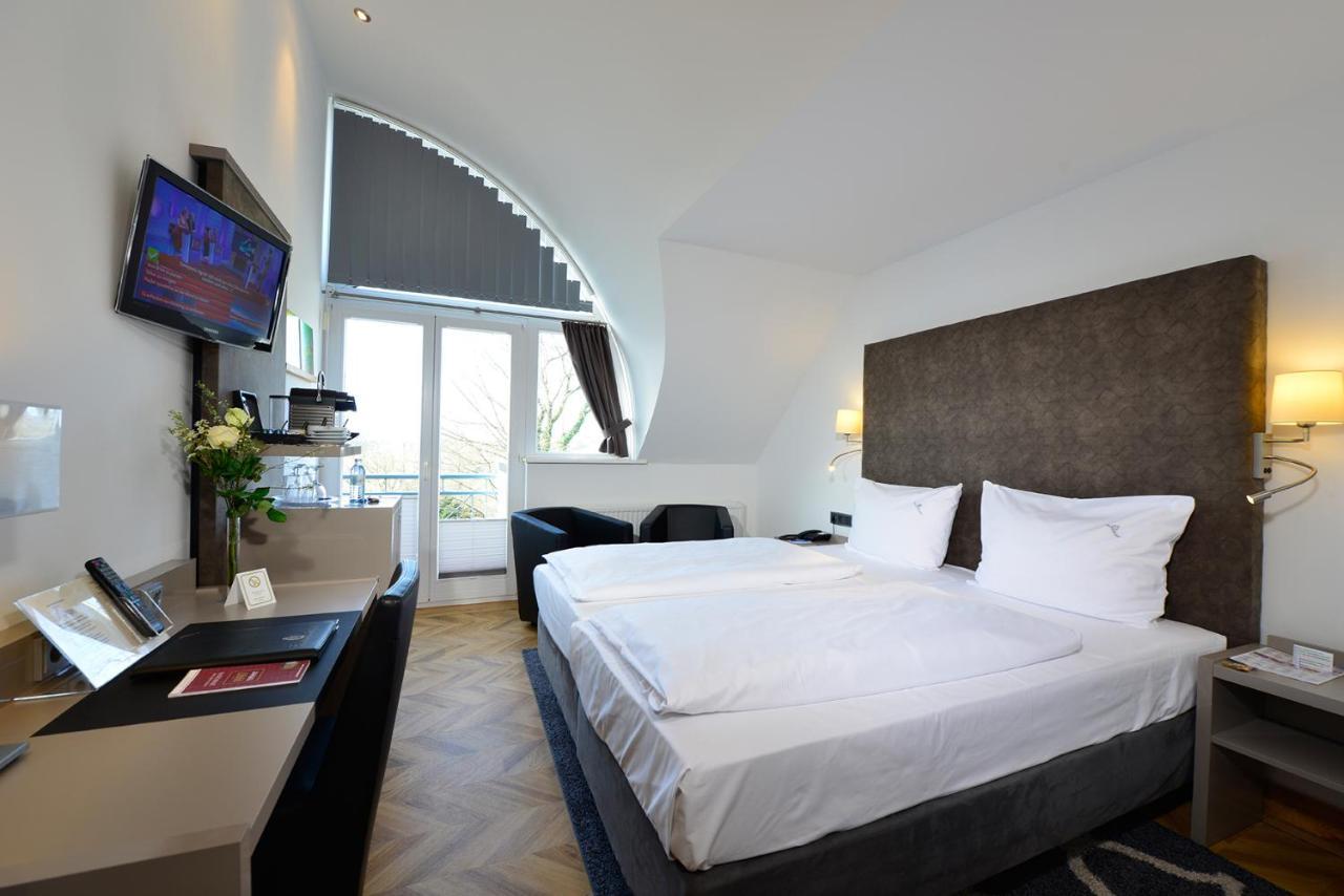 Hotel Caroline Mathilde เซลเลอ ภายนอก รูปภาพ